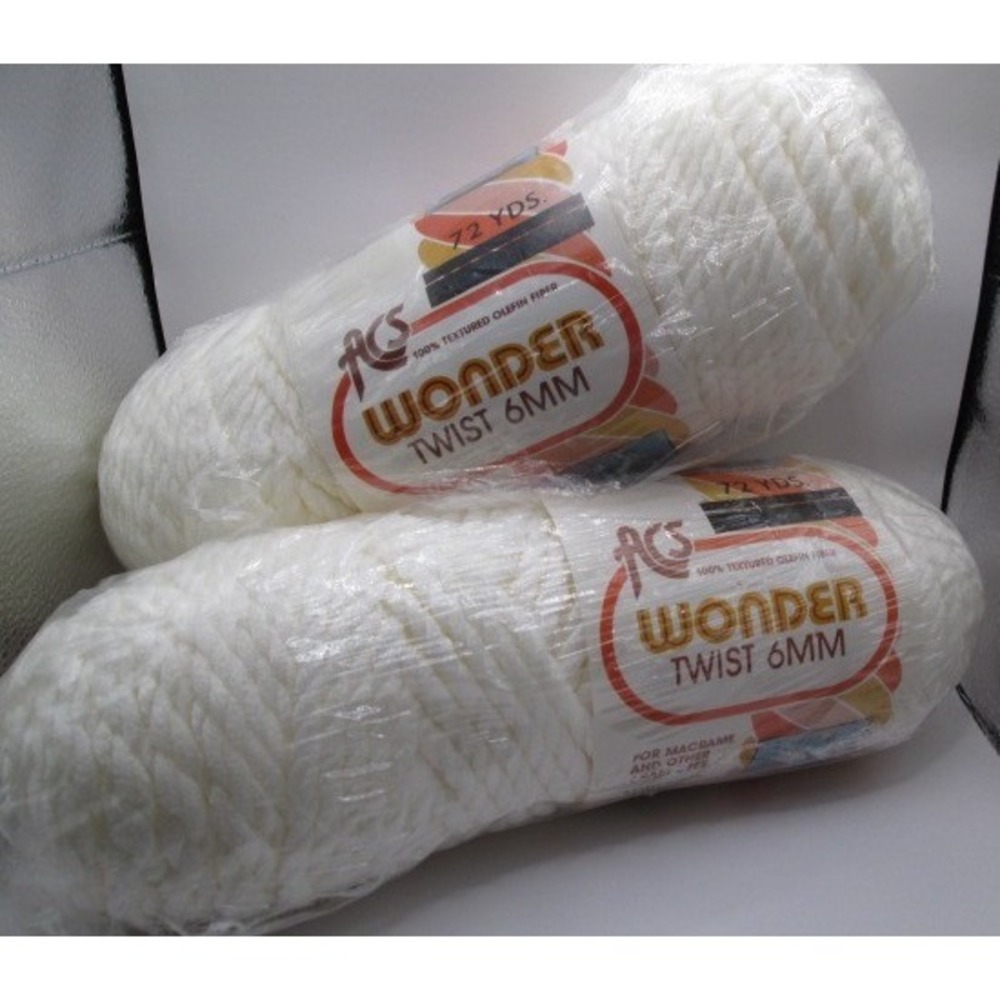Vintage Olefin NEW WONDER TWIST 6MM 144+ Yards Cream Ivory plus extra